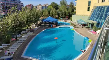 IVANA PALACE