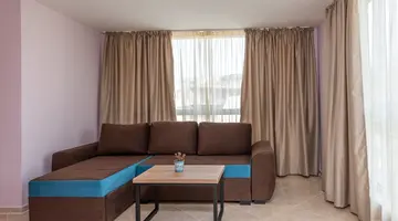 IVANA PALACE