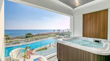Ivi Mare - Designed for Adults by Louis Hotels