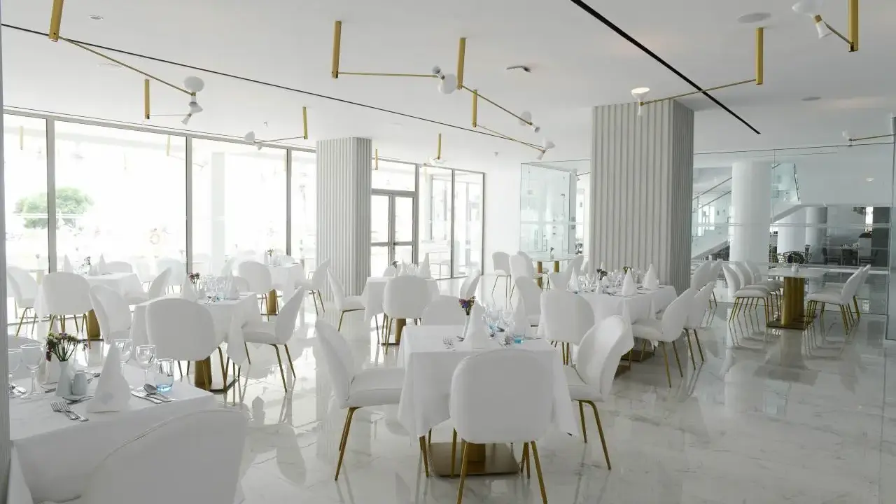 Ivi Mare - Designed for Adults by Louis Hotels