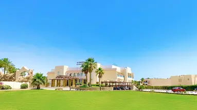 Ivy Cyrene Island Aqua Park Resort