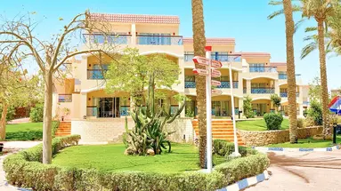 Ivy Cyrene Island Aqua Park Resort