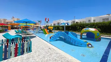 Ivy Cyrene Island Aqua Park Resort