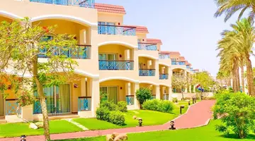 Ivy Cyrene Island Aqua Park Resort