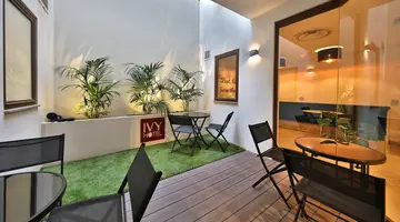 Ivy Hotel