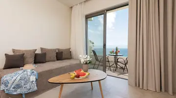Ixia Dream Beachfront Hotel