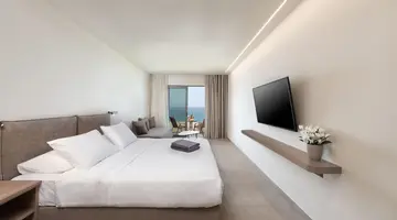 Ixia Dream Beachfront Hotel