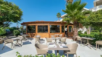 Ixia Dream Beachfront Hotel