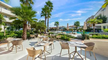 Ixia Dream Beachfront Hotel