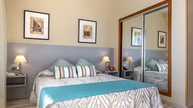 Izan Cavanna Hotel