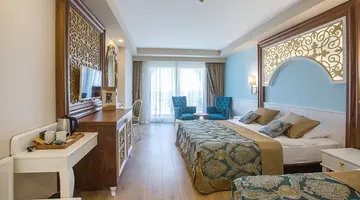Jadore Deluxe Hotel & Spa