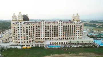 Jadore Deluxe Hotel & Spa