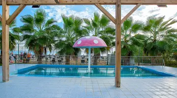 Jadore Deluxe Hotel & Spa