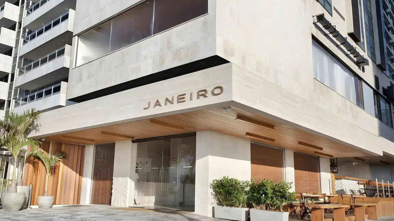 Janeiro Hotel