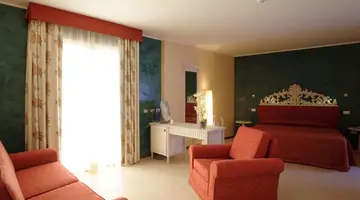Janus Hotel