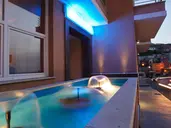 Janus Hotel