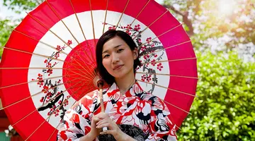Japonia - Między Kwiatem Wiśni a Błękitem Pacyfiku