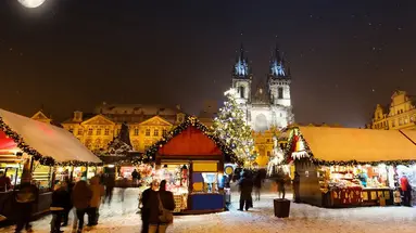 Jarmark Świąteczny - Praga