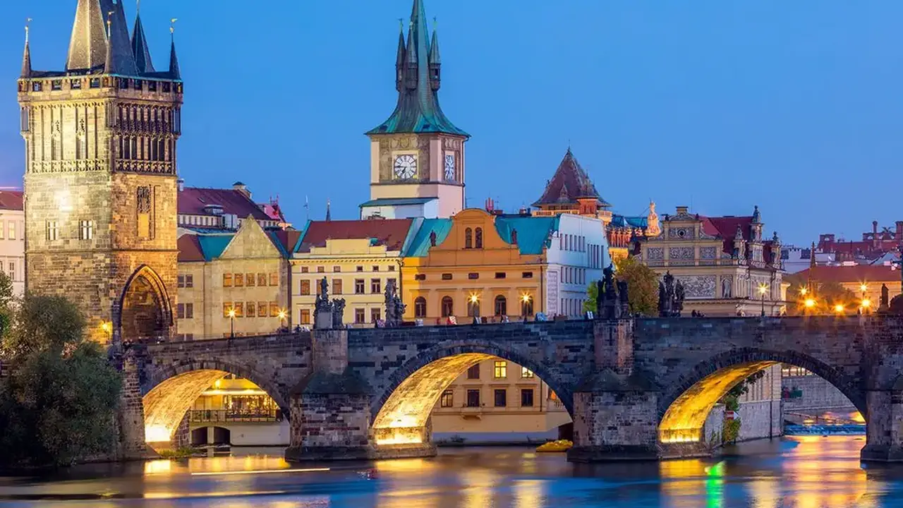 Jarmark Świąteczny - Praga