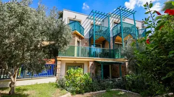 JASMIN BEACH HOTEL