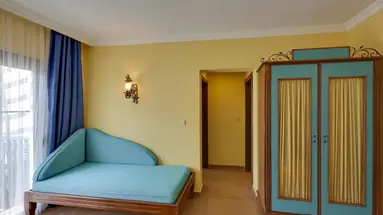 JASMIN BEACH HOTEL
