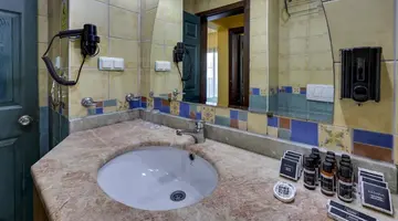 JASMIN BEACH HOTEL