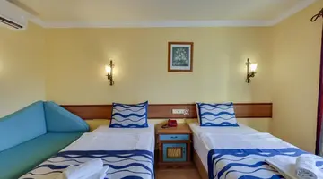 JASMIN BEACH HOTEL