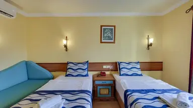 JASMIN BEACH HOTEL