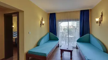 JASMIN BEACH HOTEL
