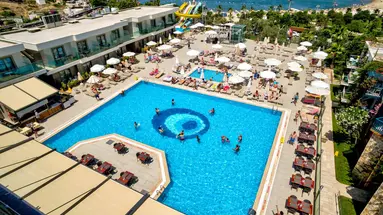 Jasmin Beach