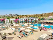 Jasmin Beach