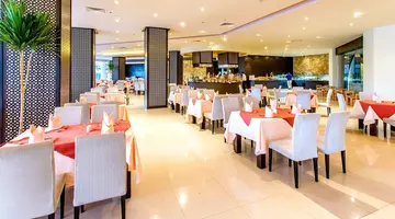 Jasmine Palace Resort & Spa