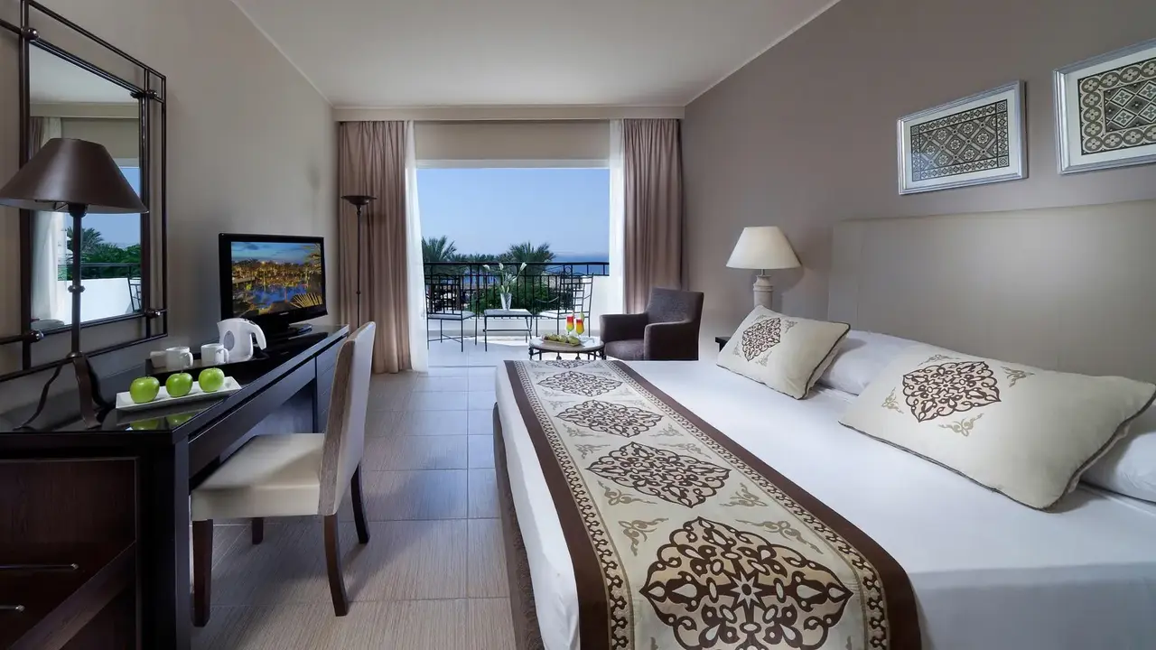 Jaz Fanara Resort & Residence
