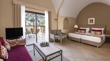 JAZ MAKADI SARAYA RESORT