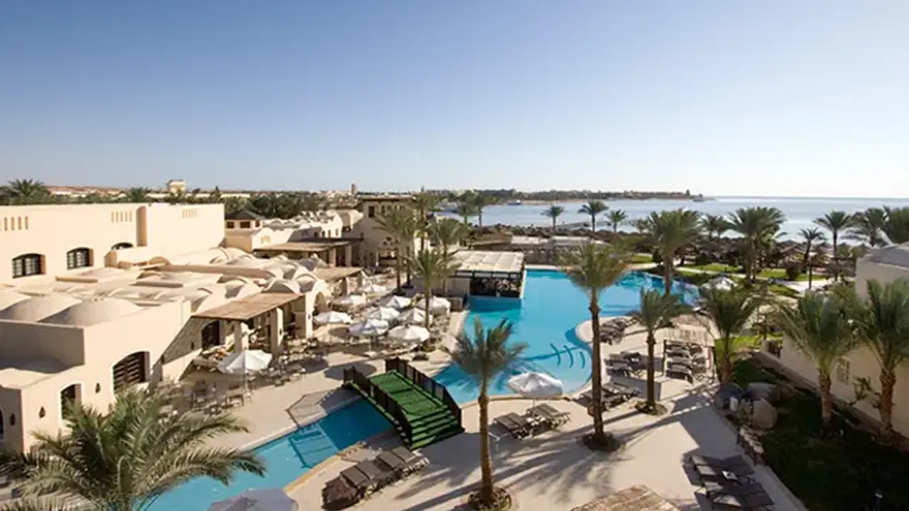 Jaz Makadina Resort
