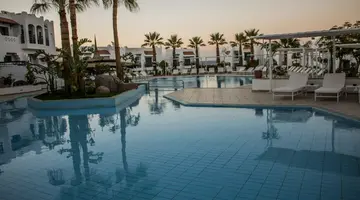 Jaz Neo Naama Bay