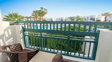 Jaz Neo Naama Bay