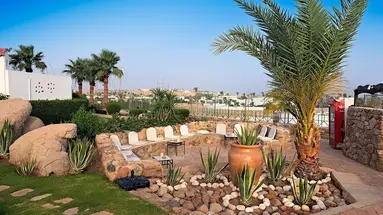 Jaz Neo Naama Bay