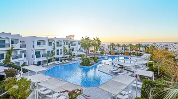Jaz Neo Naama Bay