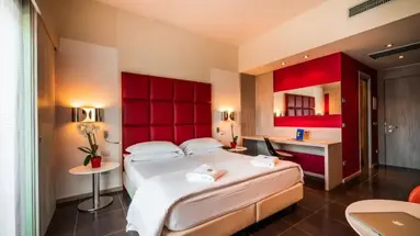 JAZZ HOTEL