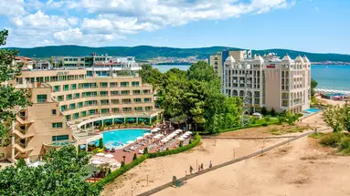 Jeravi Beach
