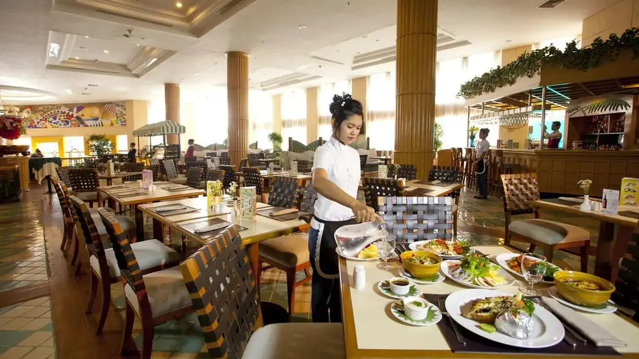 JOMTIEN PALM BEACH HOTEL & RESORT