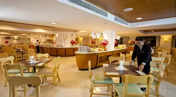 Jomtien Palm Beach Resort
