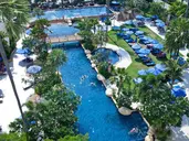 Jomtien Palm Beach Resort