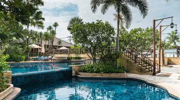 Jomtien Palm Beach & Resort