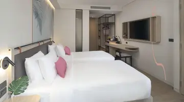 JonoX Phuket Karon Hotel