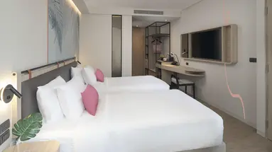 JonoX Phuket Karon Hotel