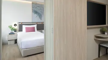 JonoX Phuket Karon Hotel