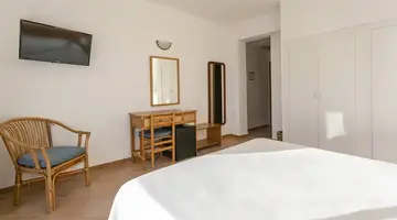JS Cape Colom Hotel