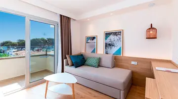 JS Portocolom Suites
